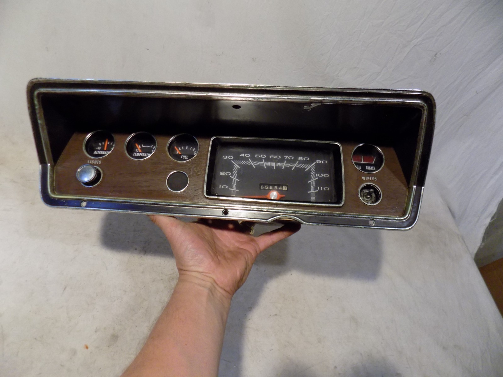 1970-76 PLYMOUTH DUSTER/DODGE DEMON DART DASH CLUSTER GAUGES MOPAR 340 360 73-74