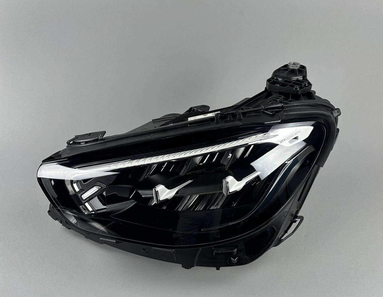 2021-2023 Mercedes Benz E350 W213 Left Driver Headlight LED OEM A2139064910