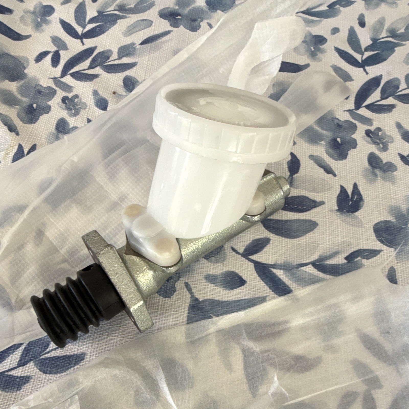 MG MIDGET BRAKE MASTER CYLINDER 1967 - 1979 MG MIDGET MG MIDGET BRAKE MASTER CYLINDER 1967 - 1979 MG MIDGET