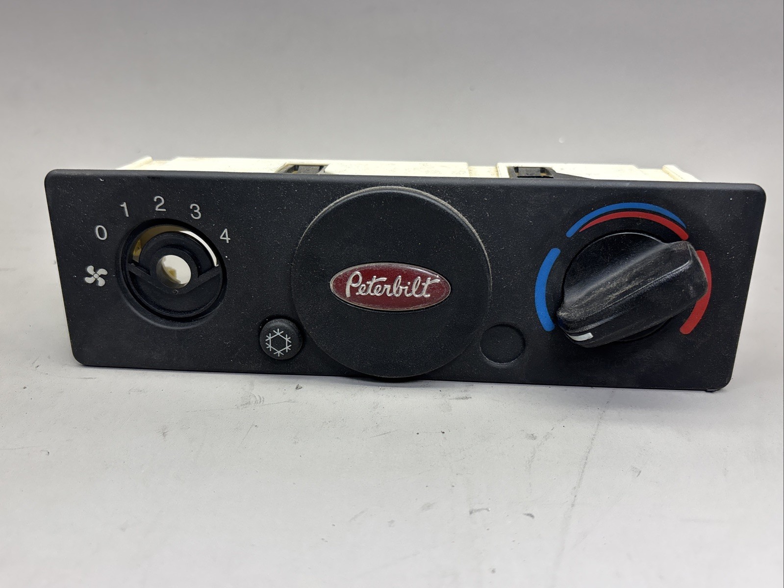 2018 Peterbilt Q21-1089 Climate Control