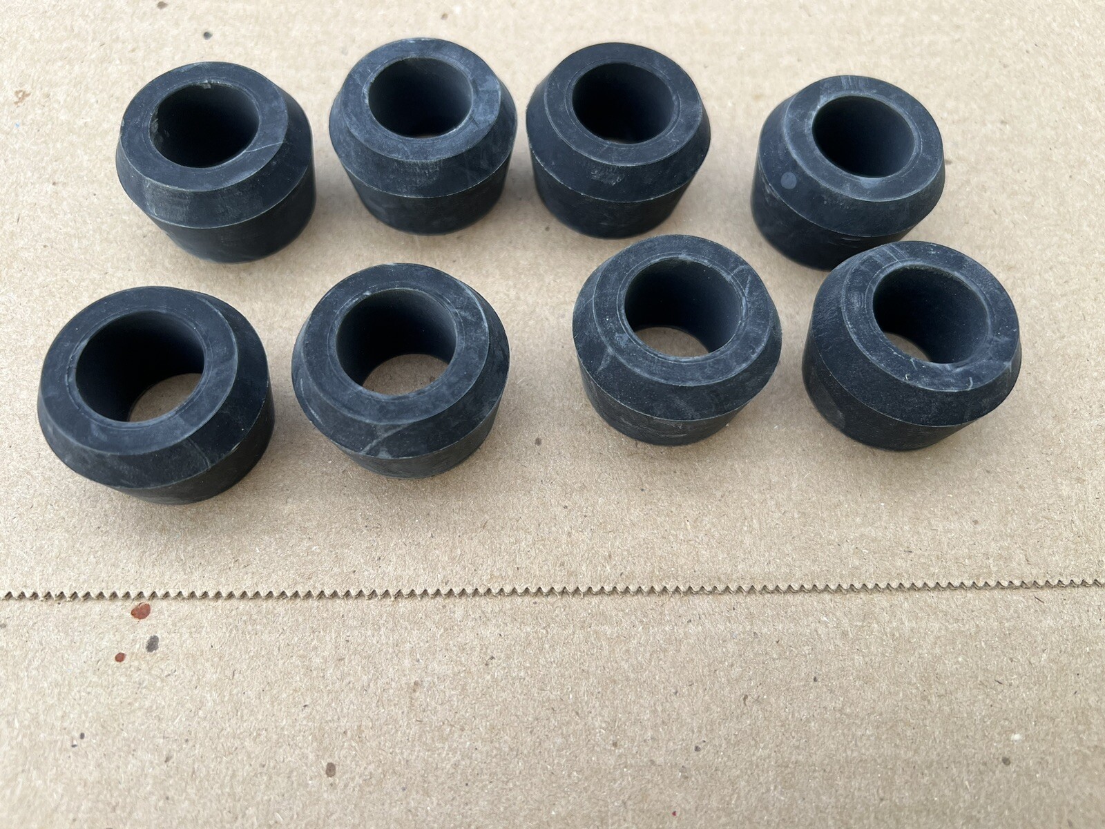 M101 M101A1 M101A2 MILITARY TRAILER 8 NOS SHOCK RUBBERS