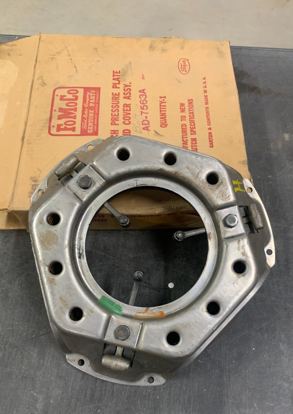 NOS 1961-1966 Ford Galaxie 292 352 Clutch Pressure Plate 11\