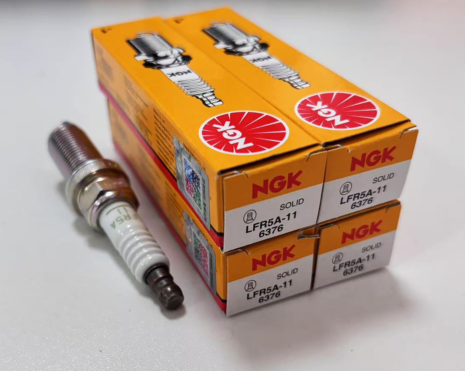 Pack of 4 NGK 6376 V-Power Copper Spark Plug LFR5A-11 14mm Thread Gasket Seat Pack of 4 NGK 6376 V-Power Copper Spark Plug LFR5A-11 14mm Thread Gasket Seat