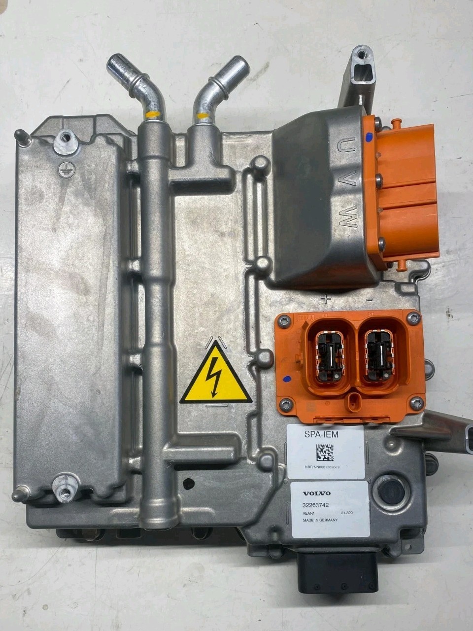 2018-2023 VOLVO S60 Hybrid Converter Inverter Exchange 32263742 Factory OEM