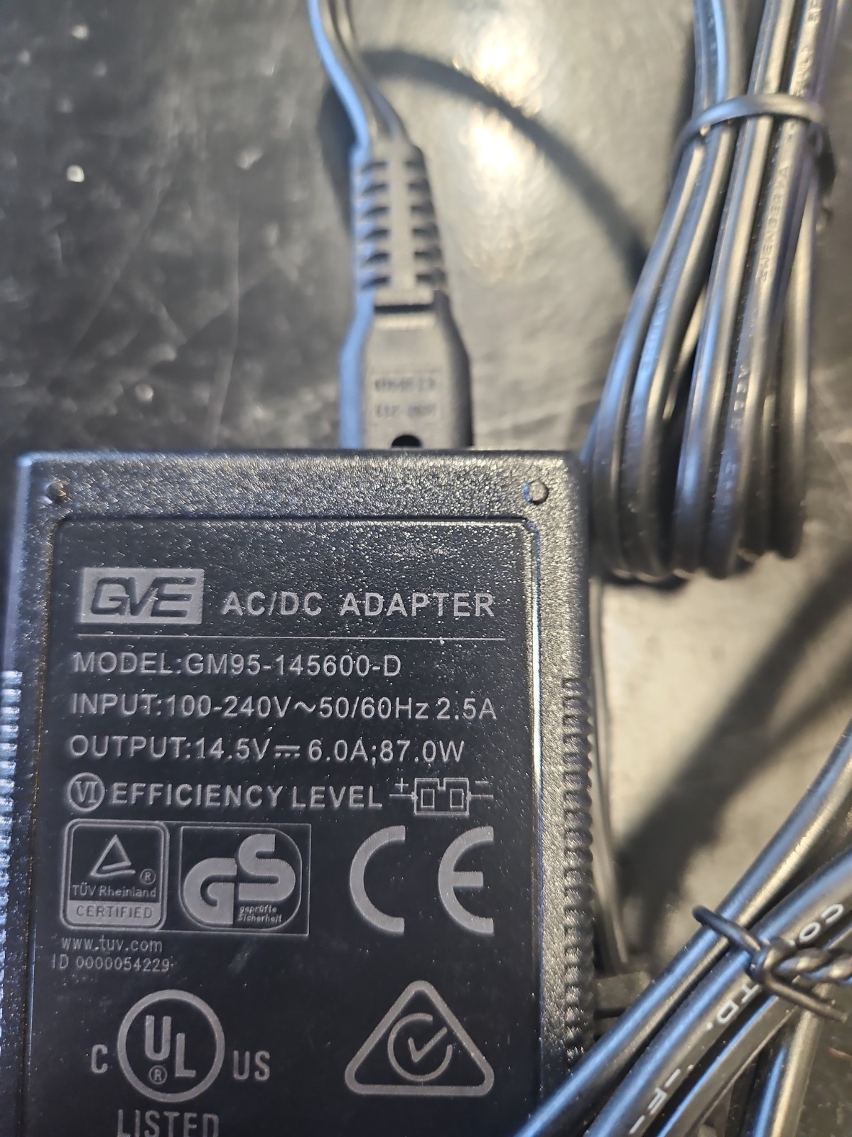GM95-145600-D adapter AC/DC input 100-240V output 14.5V car refrigerator