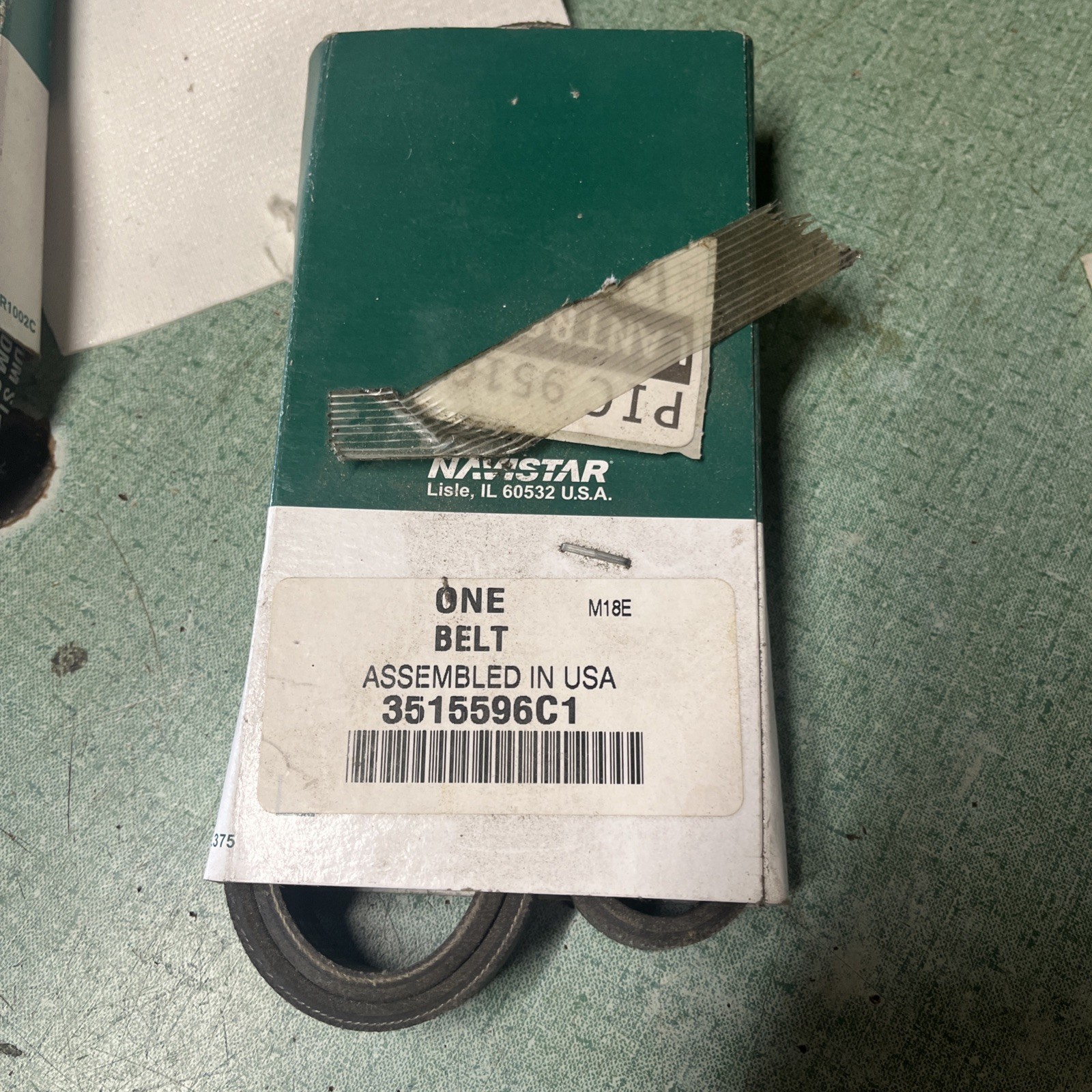 Fleetrite Navistar International Belt 3515596C1 Ribbed Belt Fleetrite Navistar International Belt 3515596C1 Ribbed Belt