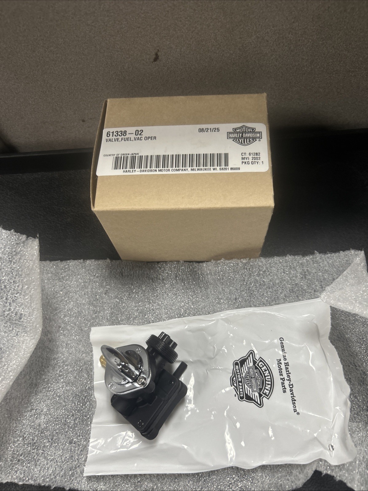 HARLEY NEW OEM FUEL VALVE VAC VACUUM SYSTEM PETCOCK 2002-2006 61338-02 HARLEY NEW OEM FUEL VALVE VAC VACUUM SYSTEM PETCOCK 2002-2006 61338-02