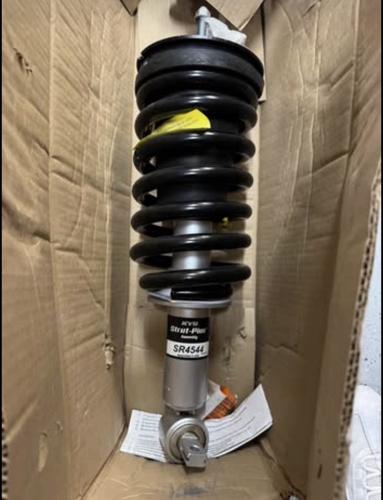 KYB SR4544 Strut-Plus Complete Corner Unit Assembly -Strut, Mount and Spring