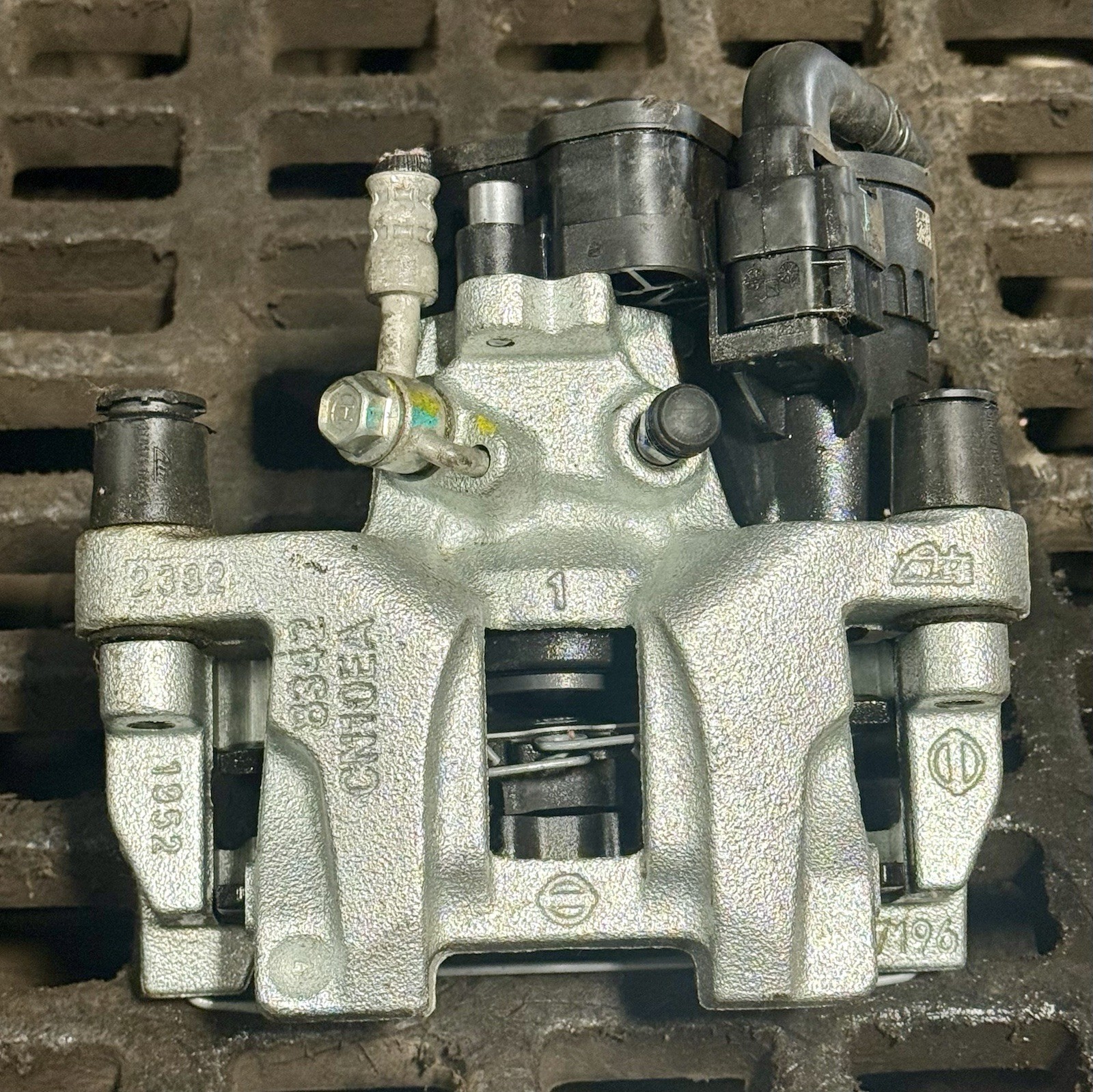 2026 NISSAN SENTRA FWD REAR RIGHT PASSENGER SIDE BRAKE CALIPER OEM
