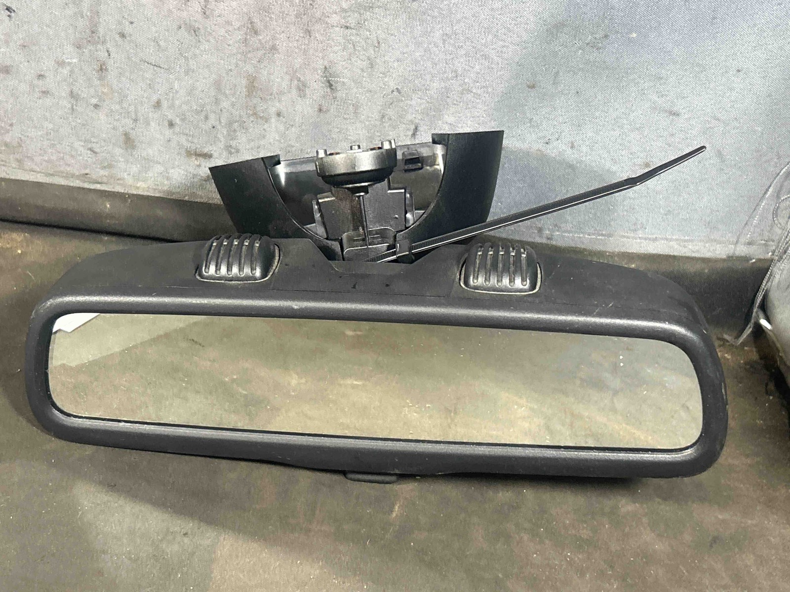 Fits 2014-2017 Chrysler 200 Rear View Mirror OEM:68144051AB