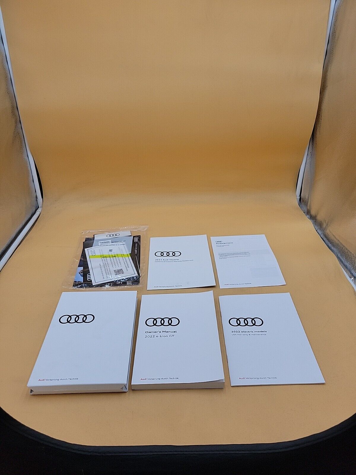 2022 AUDI E TRON GT OWNERS OPERATORS GUIDE MANUAL WITH SUPPLEMENTS AND CASE 