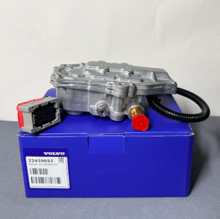 Genuine OEM VOLVO I-SHIFT Clutch Solenoid Valve 24930564 22439692