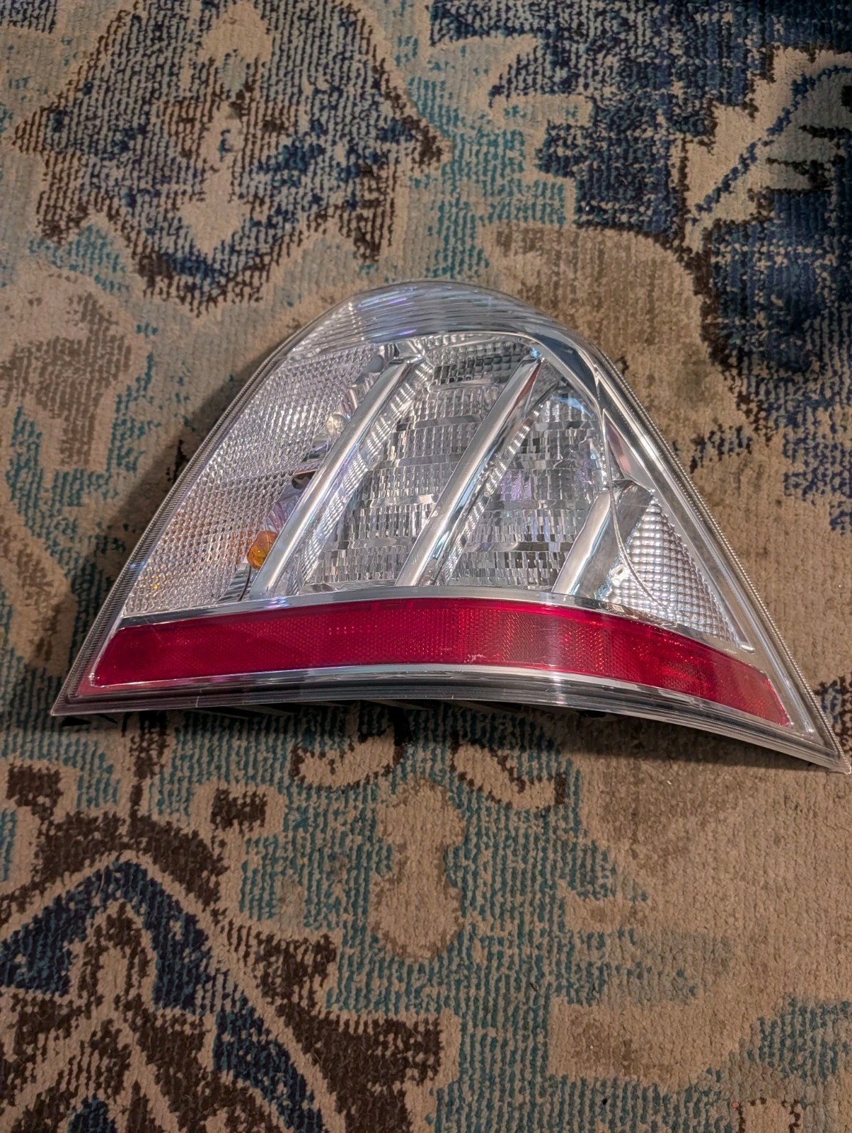 2008 2009 Mercury Sable Tail Light Right (passenger Side) OEM, COMPLETE