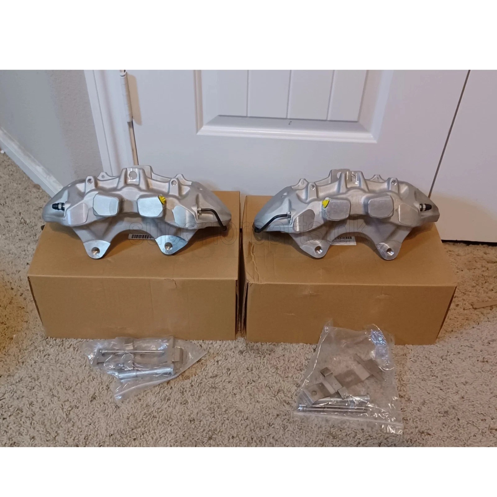 2Pcs Disc Front Brake Caliper with 6 Piston for 2009-2015 Cadillac CTS V8 6.2L