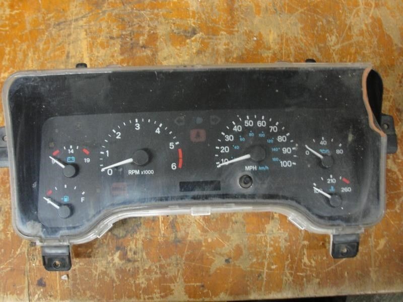 1997-2000 Jeep Wrangler Speedometer MPH Cluster Tachometer OEM 97-00
