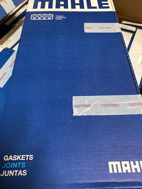 MAHLE Original Engine Gasket Set 95-3584 (NEW) MAHLE Original Engine Gasket Set 95-3584 (NEW)