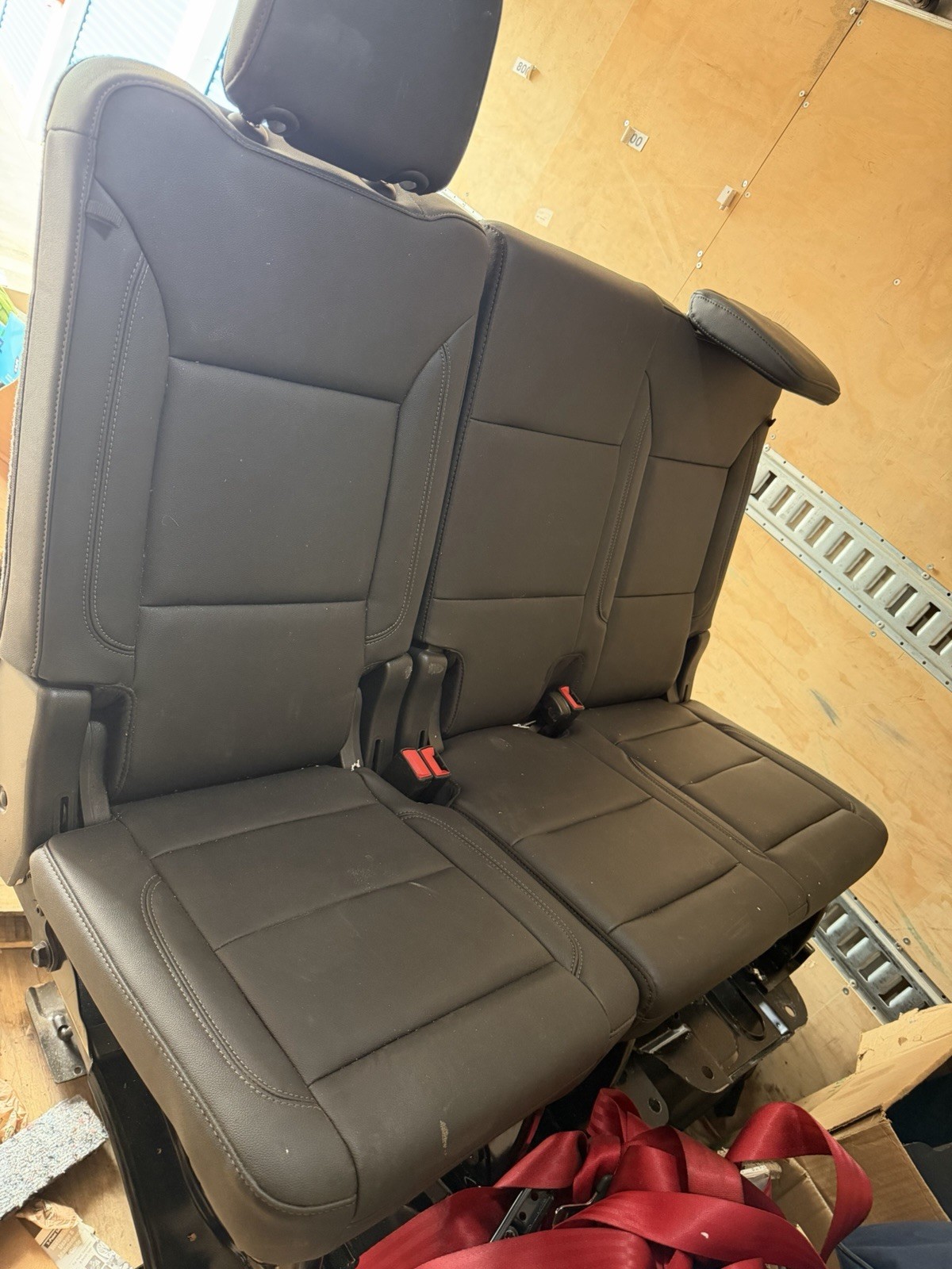2021-2026 Chevy Chevrolet Tahoe Suburban Yukon Black third 3rd row seats POWER