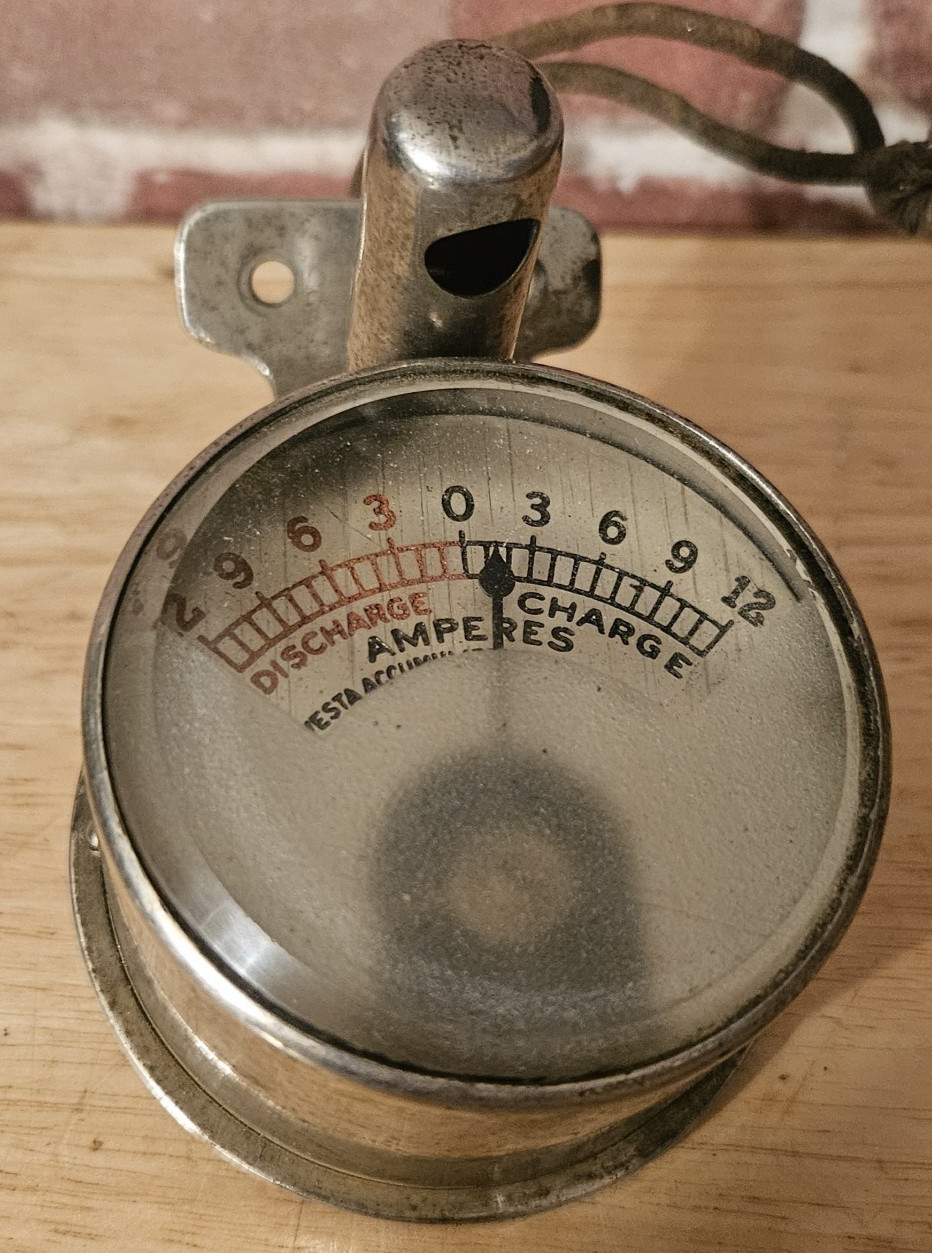 VINTAGE 1930\'s  VESTA ACCUMULATOR CO. AMPERES GUAGE - LEFRANCE FIRE TRUCK PART