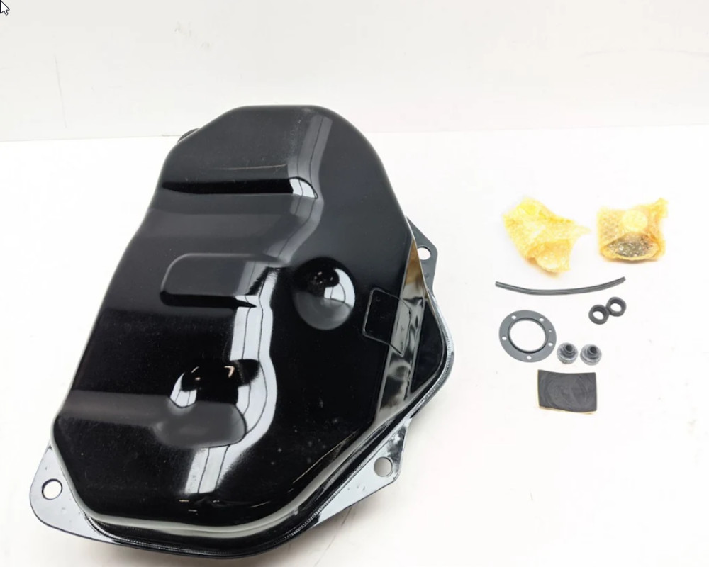 05-09 Suzuki Boulevard C90 C90T VL1500 Motorcycle Fuel Tank Kit 99103-11208