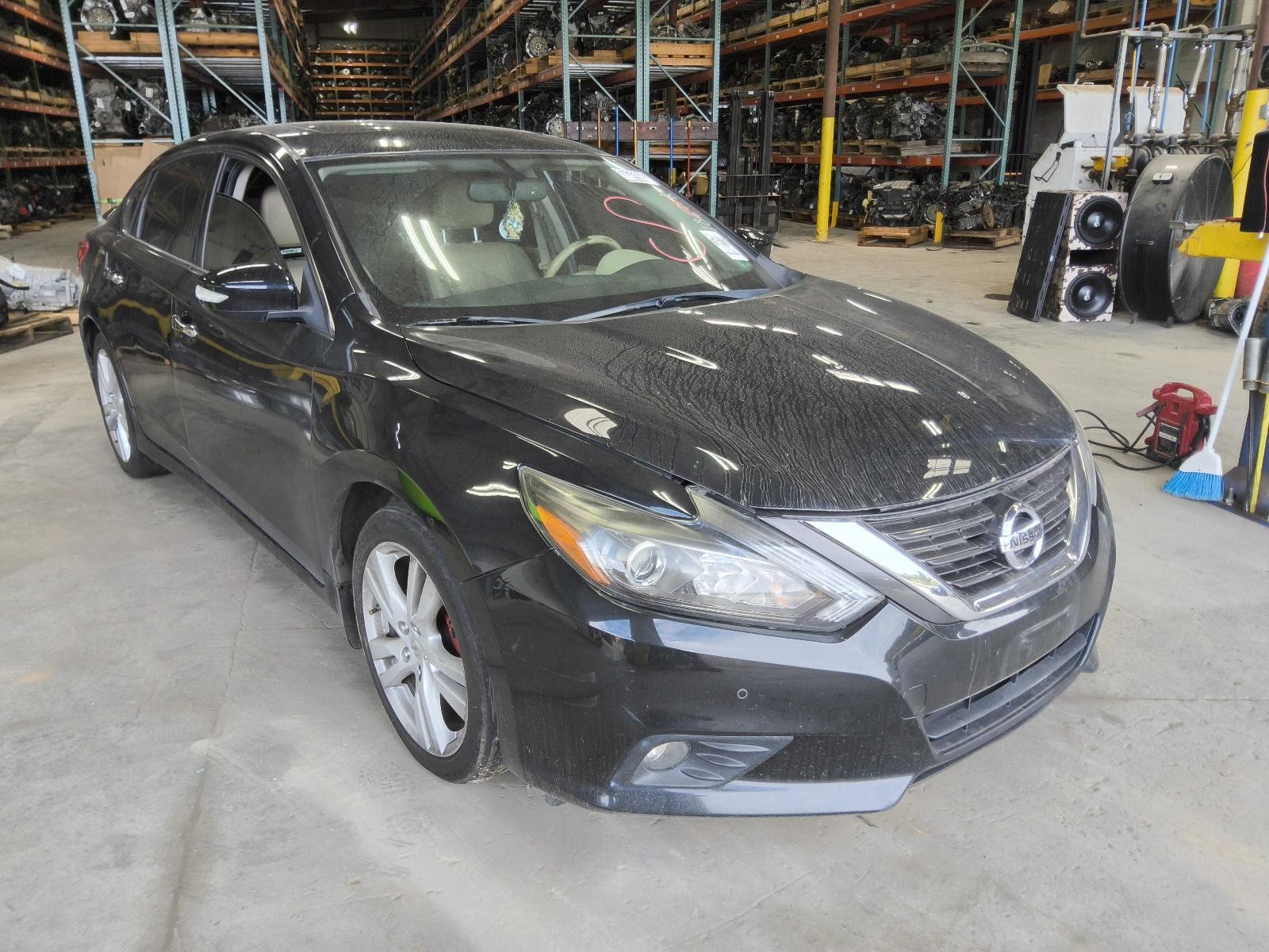 Used Roof Panel Glass fits: 2016 Nissan Altima Sdn Grade A