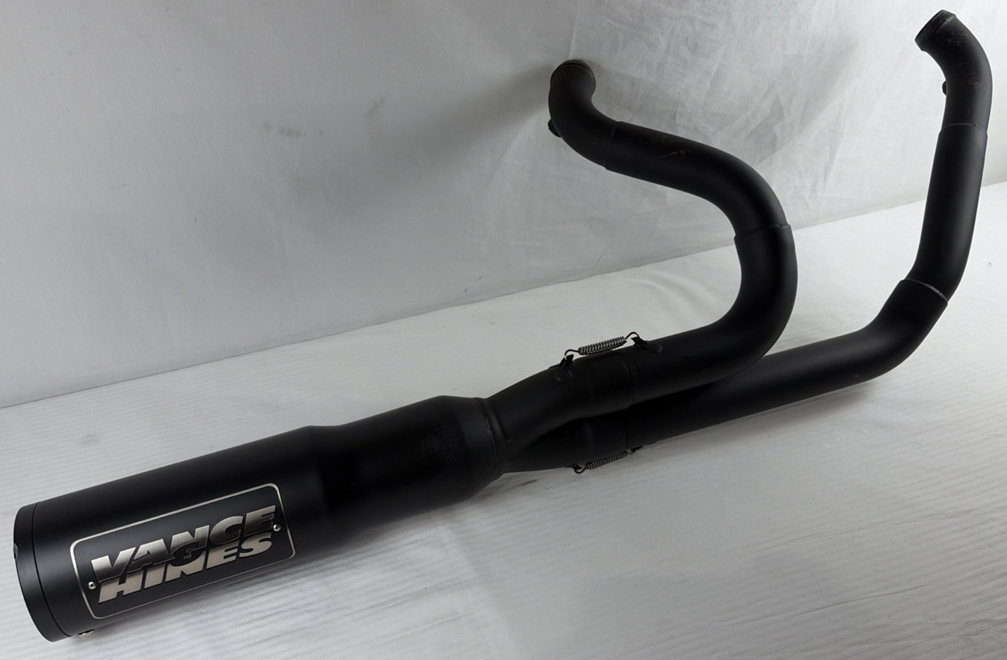 VANCE & HINES FOR HARLEY 17-25 FLHX FLTRX FLHT PCX HI-OUTPUT 2-1 EXHAUST 47321