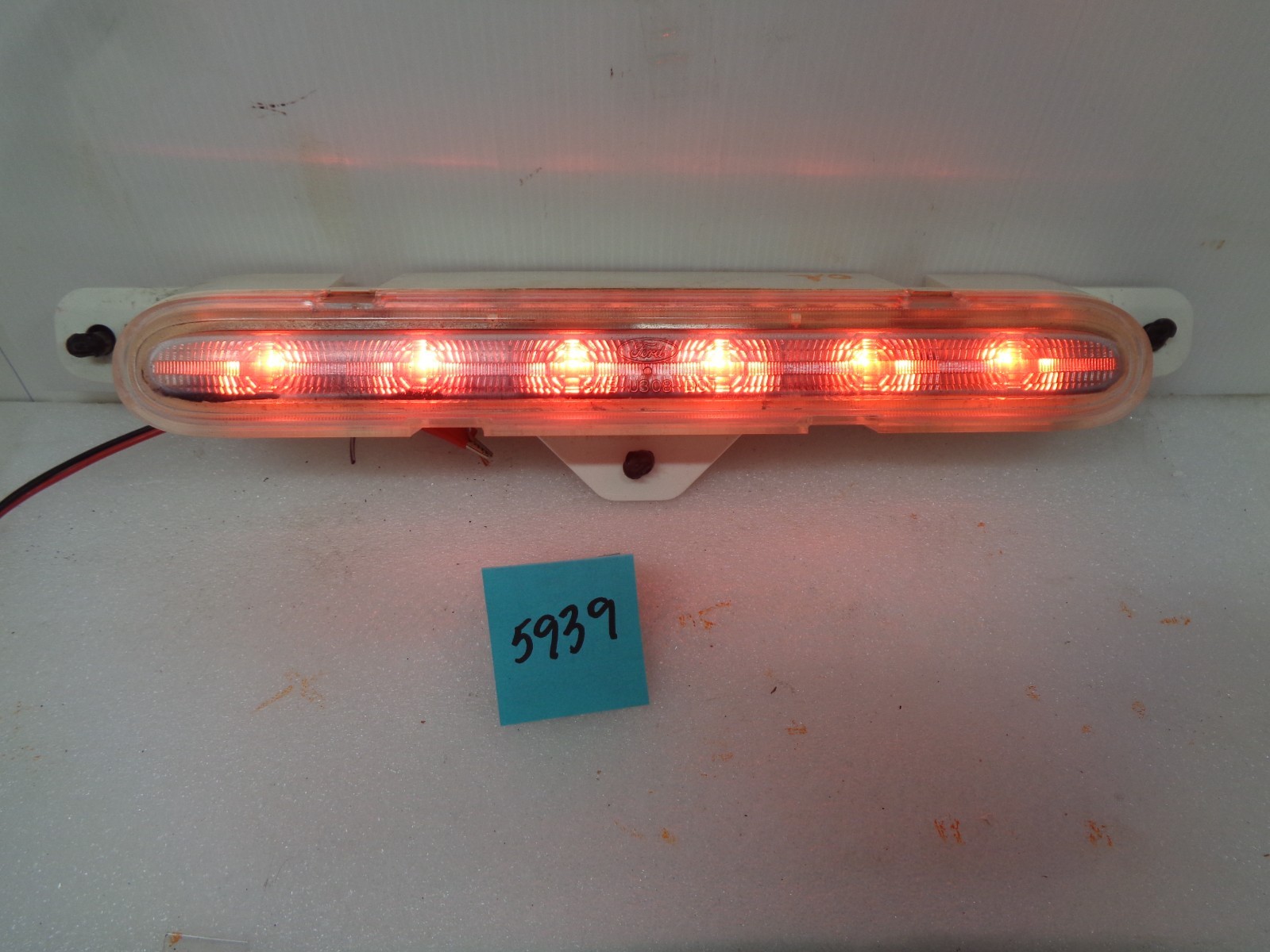 2008-2011 Ford Focus Sedan & Coupe Rear Third 3rd Brake Light LED Lamp *08-11*