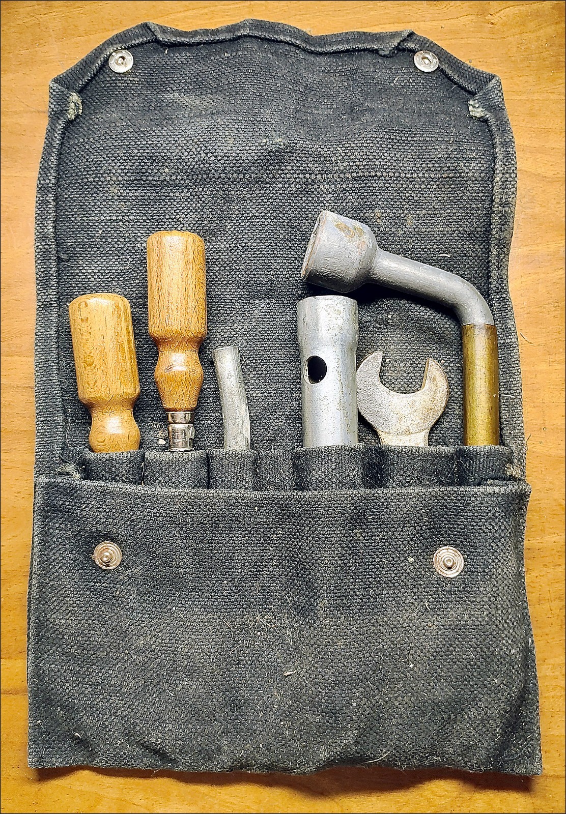 Original ALFA ROMEO TOOL KIT Late 1960s Duetto Spider