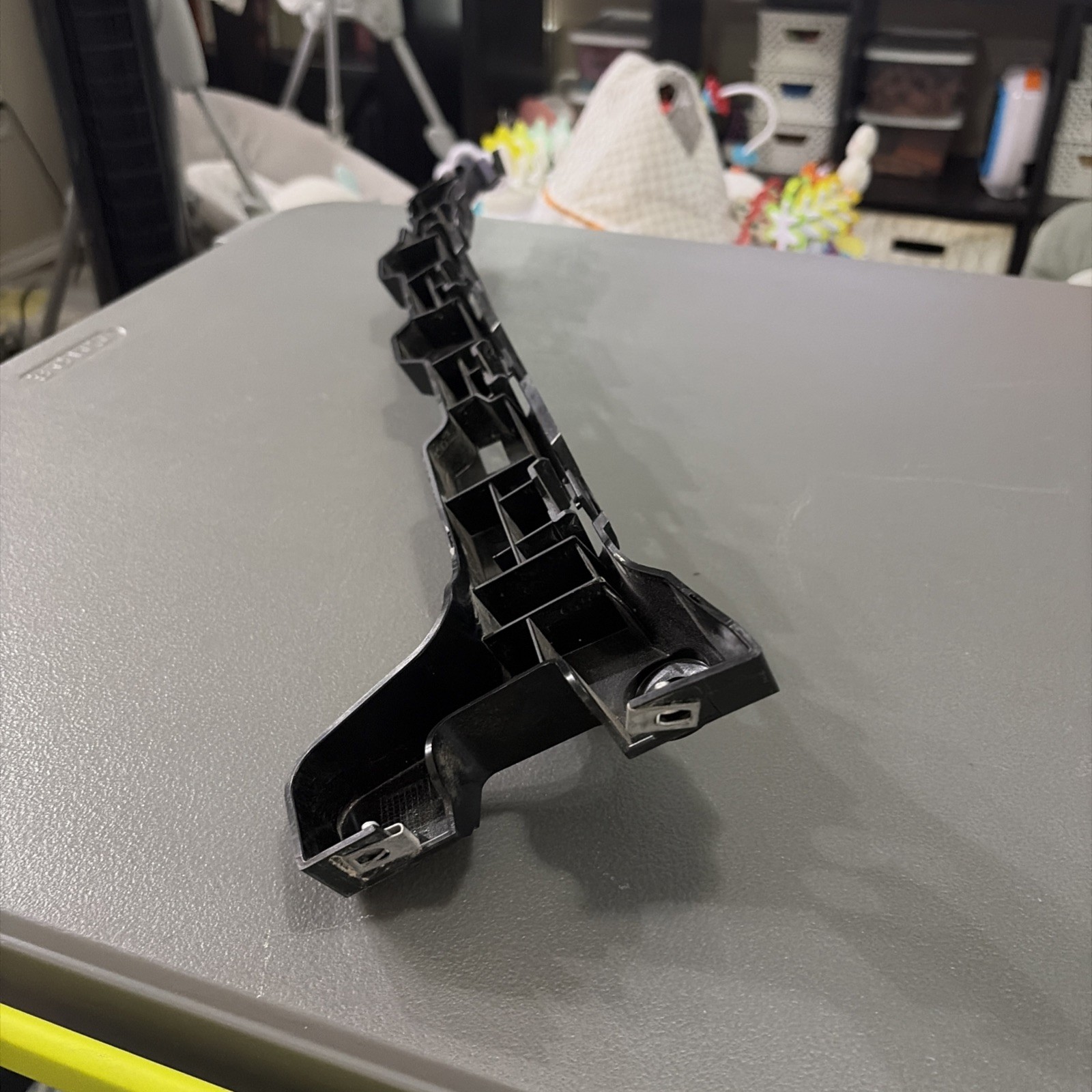22-24 RIVIAN R1T REAR BUMPER RIGHT MOUNT SUPPORT BRACKET PT00003645-G (468) 22-24 RIVIAN R1T REAR BUMPER RIGHT MOUNT SUPPORT BRACKET PT00003645-G (468)