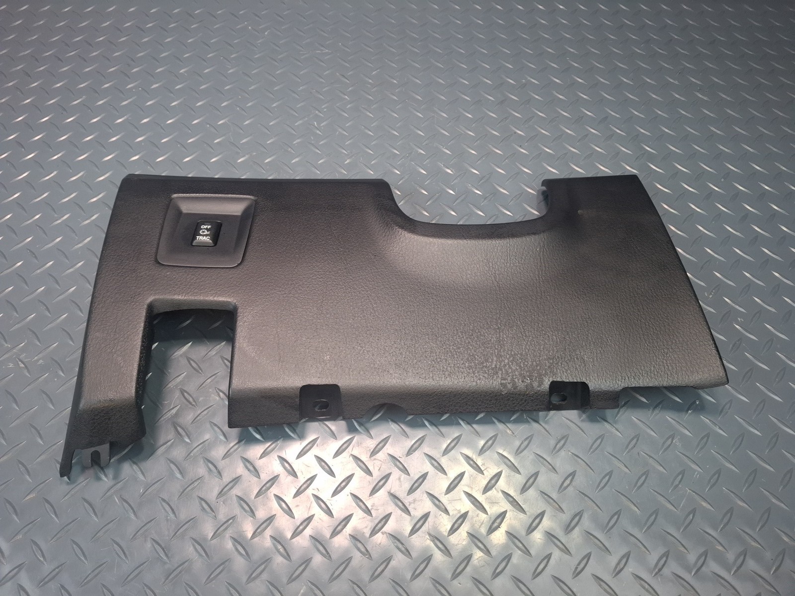 02-05 FORD THUNDERBIRD DASH FRONT LEFT LOWER KNEE TRIM COVER PANEL OEM