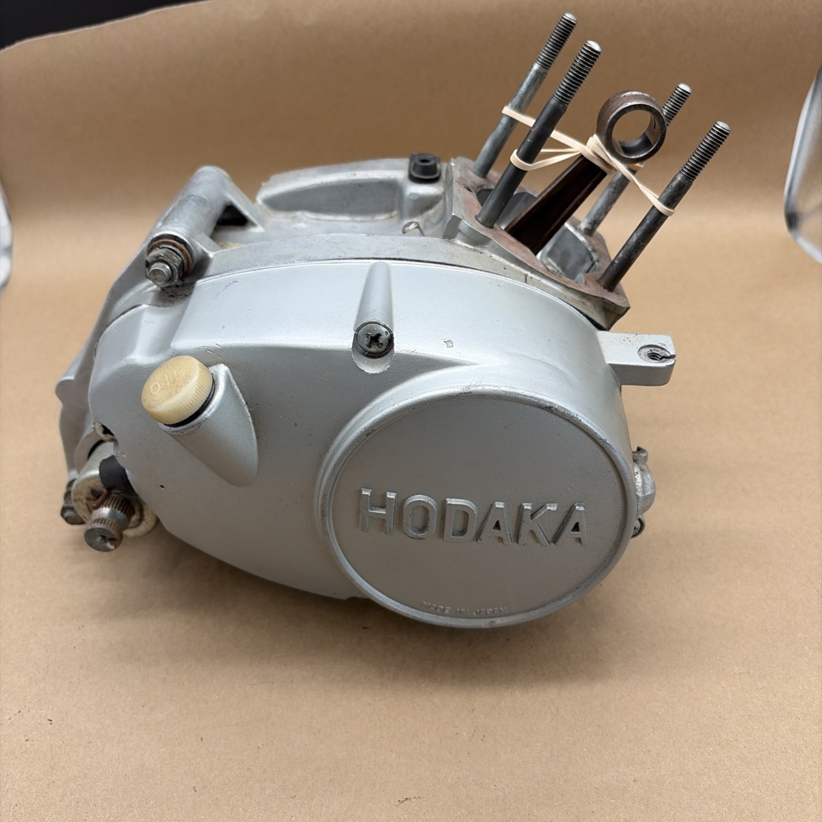Hodaka Combat Wombat 125 GOOD Bottom End Engine Motor SERIAL NUMBER J00052 Hodaka Combat Wombat 125 GOOD Bottom End Engine Motor SERIAL NUMBER J00052