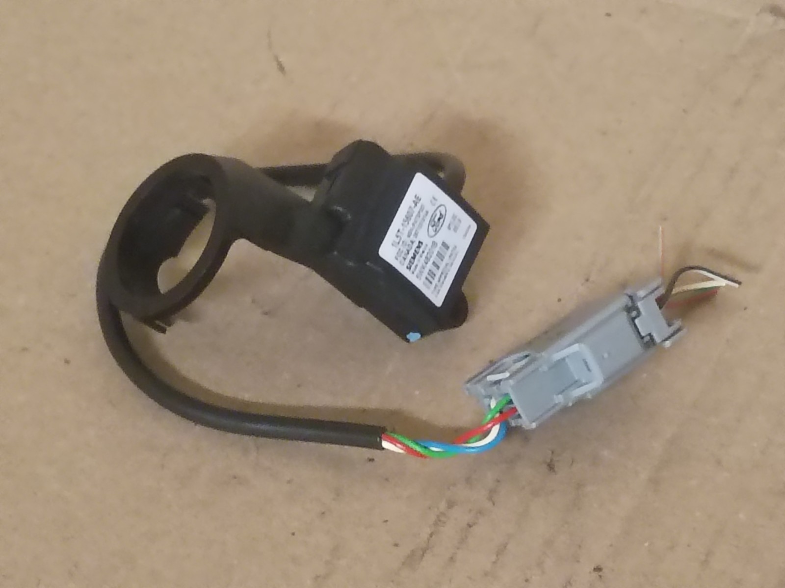 FORD ANTI THEFT PATS TRANSCEIVER 1L5T-15607-AE FORD ANTI THEFT PATS TRANSCEIVER 1L5T-15607-AE