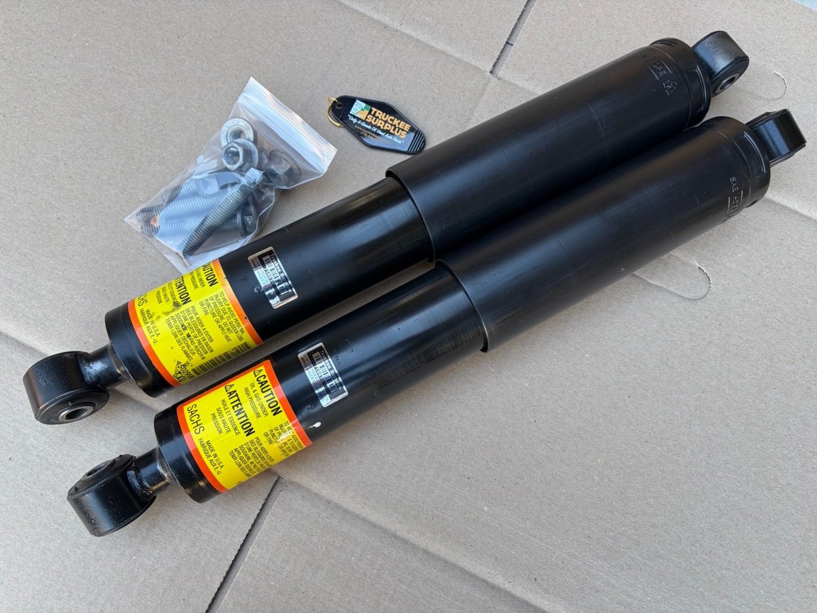 00-06 Tahoe Yukon 4WD OE Rear Shocks (GENUINE SACHS BRAND)