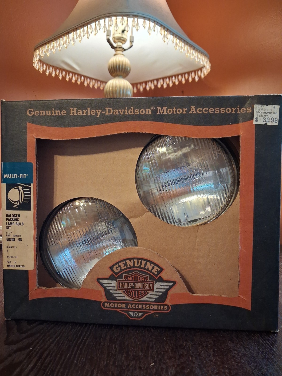 vintage (new in box) Harley Davidson halogen passing lamp bulbs kit ( multi-fit)