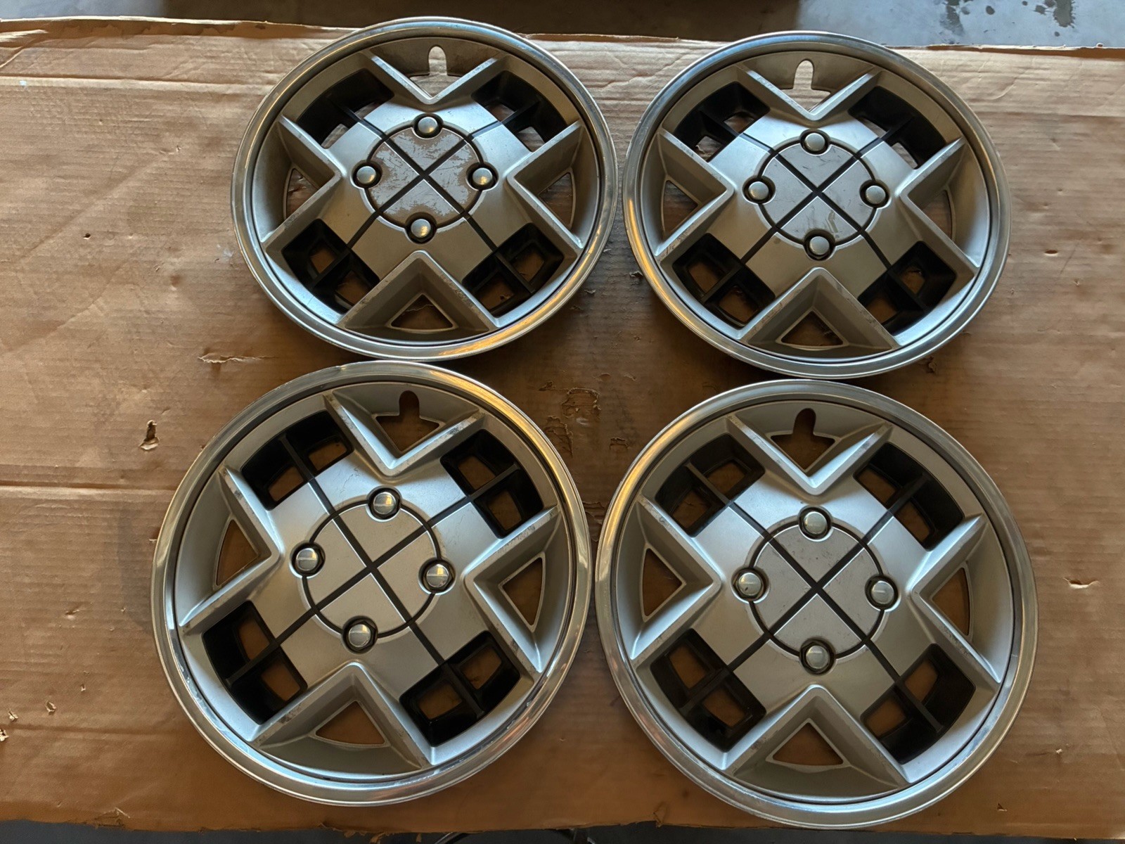 1979 79 80 81 Toyota Supra Hubcap Rim Wheel Cover Hub Cap 14
