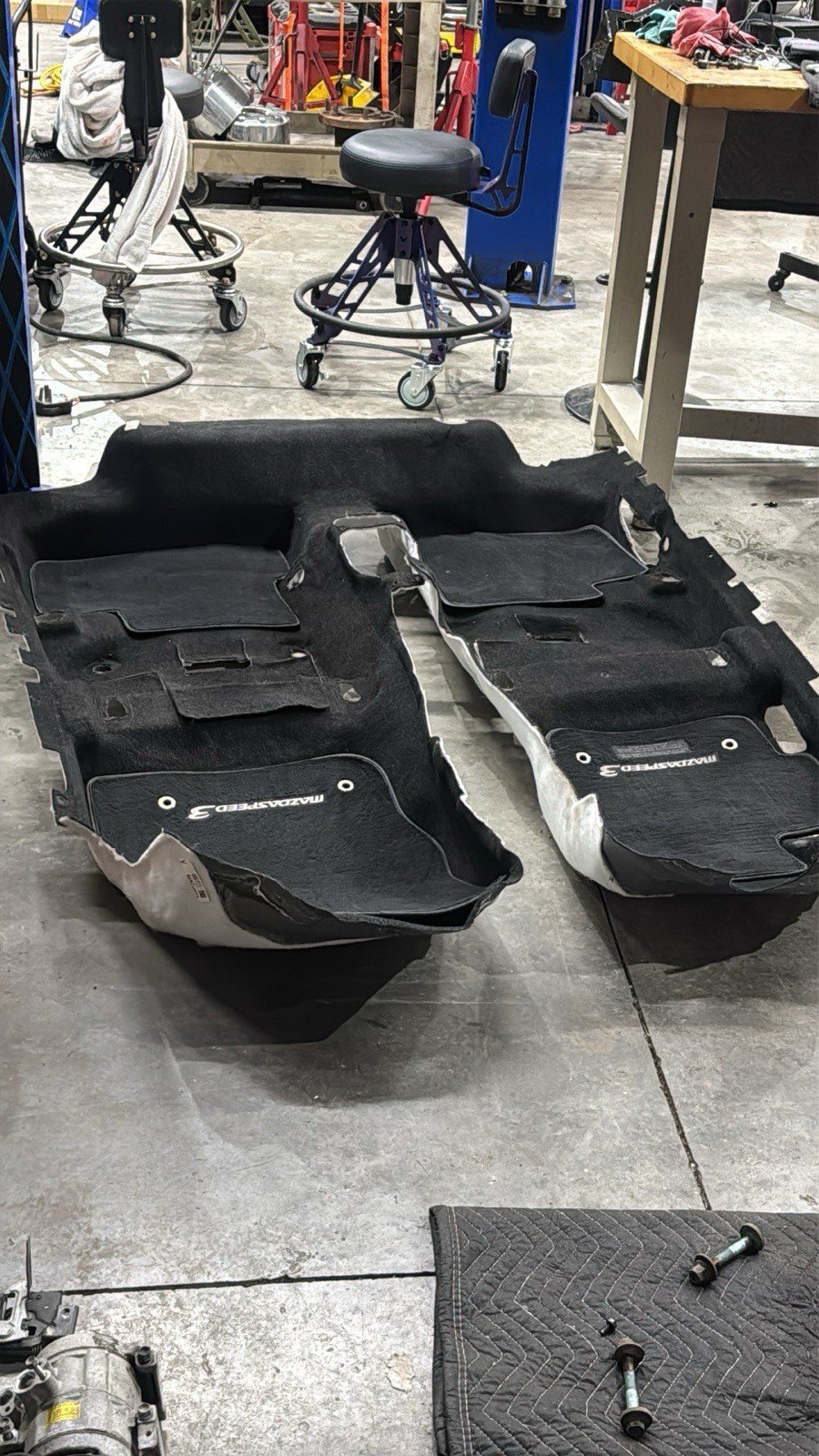2010-2013 Mazda MS3 Mazdaspeed3 3 INTERIOR FLOOR CARPET BLACK COLOR OEM