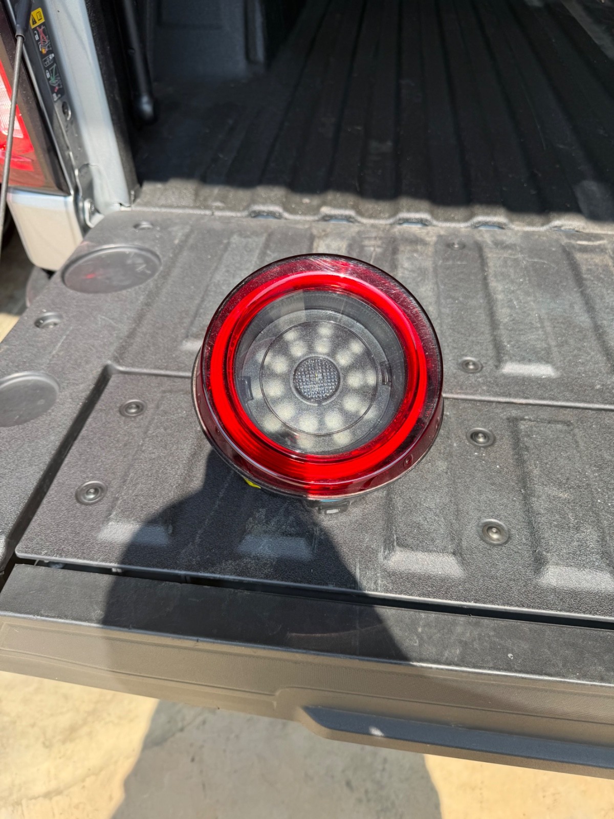 Rear Tail Light RH For Ferrari 488,Genuine part 000307759 works as it should Rear Tail Light RH For Ferrari 488,Genuine part 000307759 works as it should