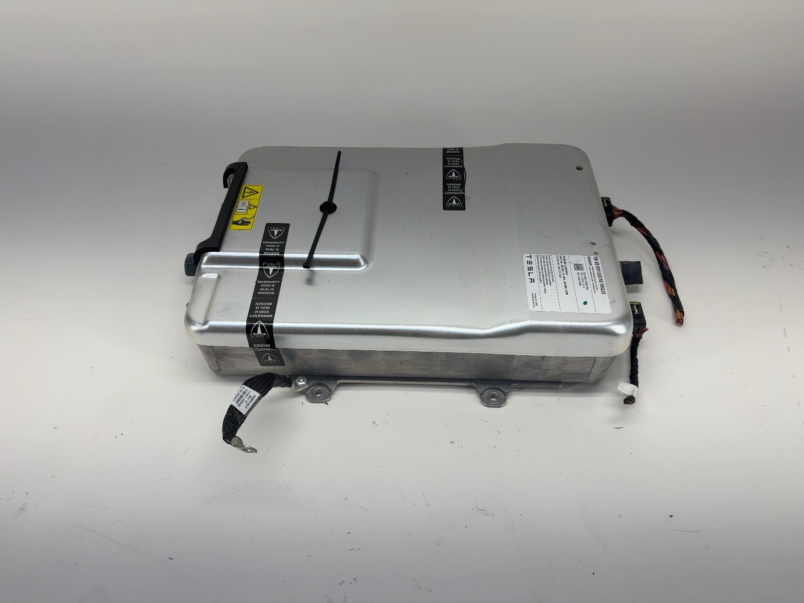 2014-2015 Tesla Model S Onboard Charge Gen 2 1014963-00-K 2014-2015 Tesla Model S Onboard Charge Gen 2 1014963-00-K