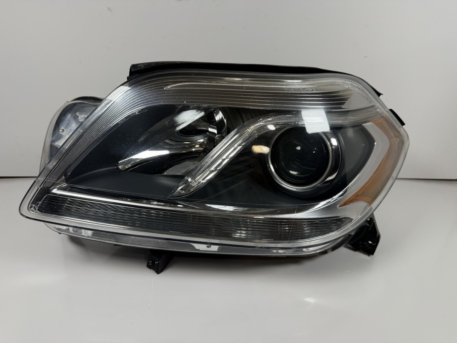13-16 MERCEDES GL450 X166 LEFT DRIVER SIDE HEAD LIGHT HEAD LAMP A1668208859 13-16 MERCEDES GL450 X166 LEFT DRIVER SIDE HEAD LIGHT HEAD LAMP A1668208859
