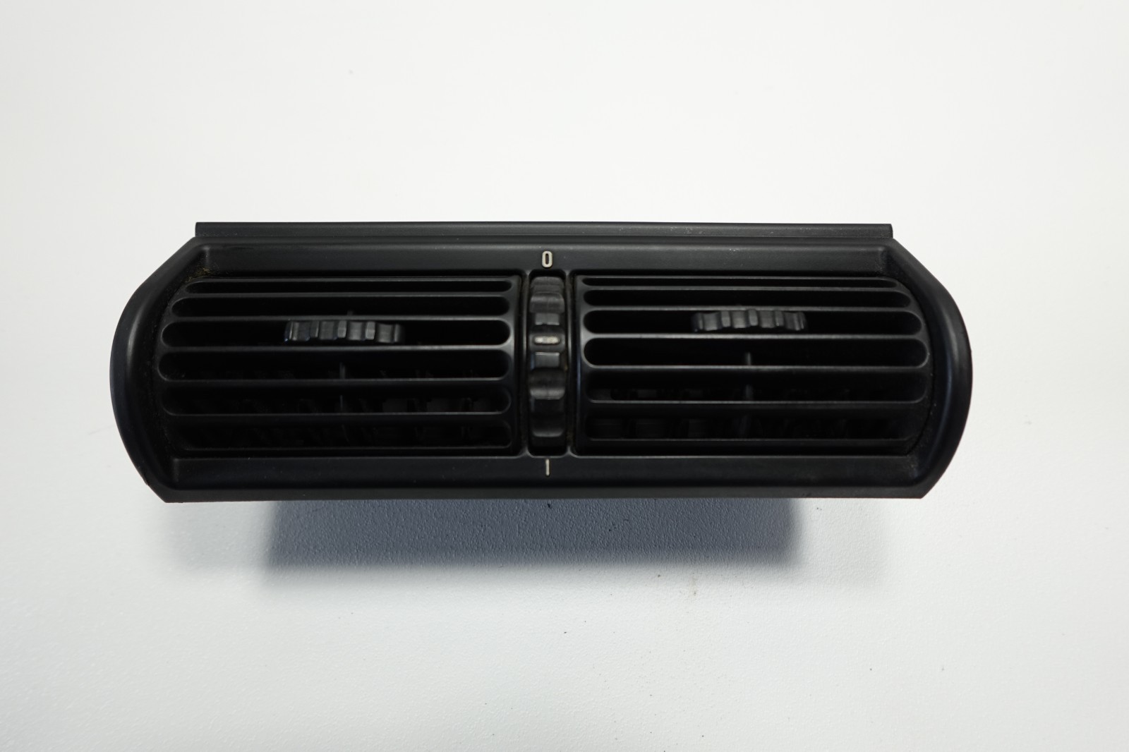 BMW Z3 Center Vent Black Heat AC Vent OEM 96-02 1.9L 2.3L 2.8L 3.0L M Coupe
