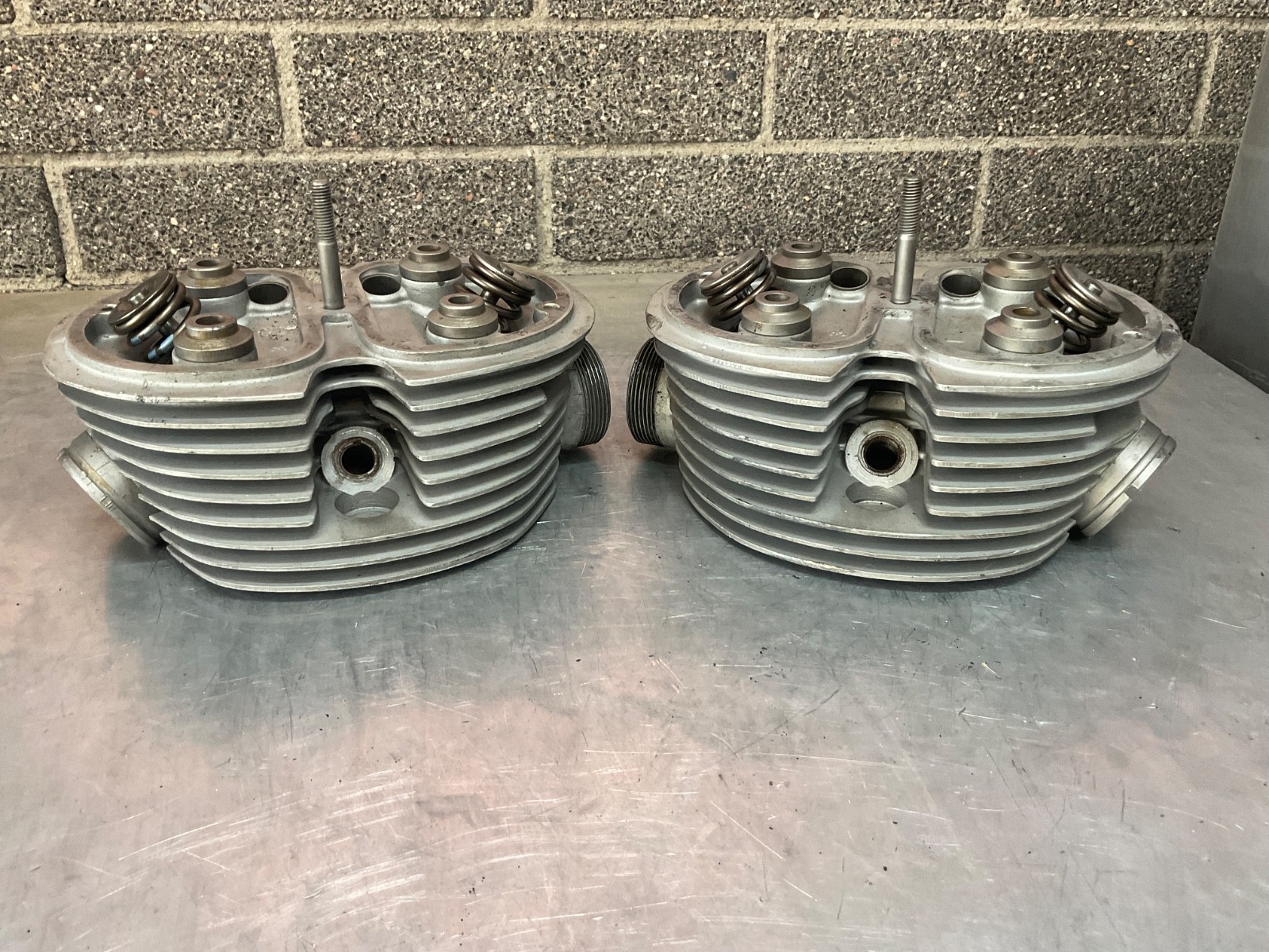 BMW Airhead R100 Dual Plugged Big Cylinder Heads 44mm Intake