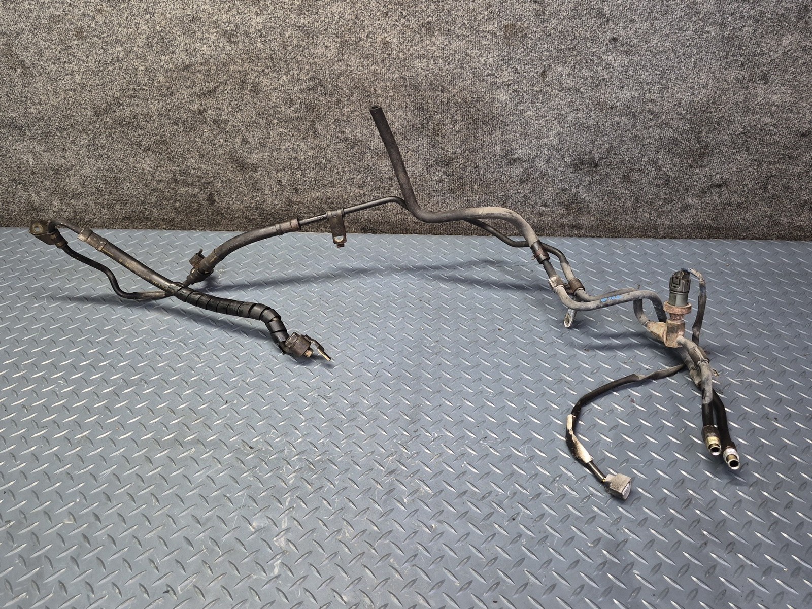94-99 TOYOTA HIACE KZH106W POWER STEERING HOSE PIPE LINE OEM