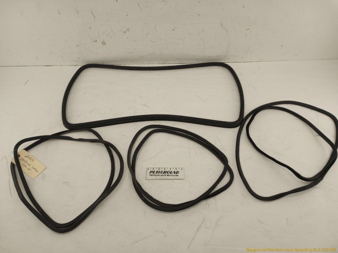 Mitsubishi Delica L300 Van Interior Window Seal Weatherstrip Set Fits 1986-1994
