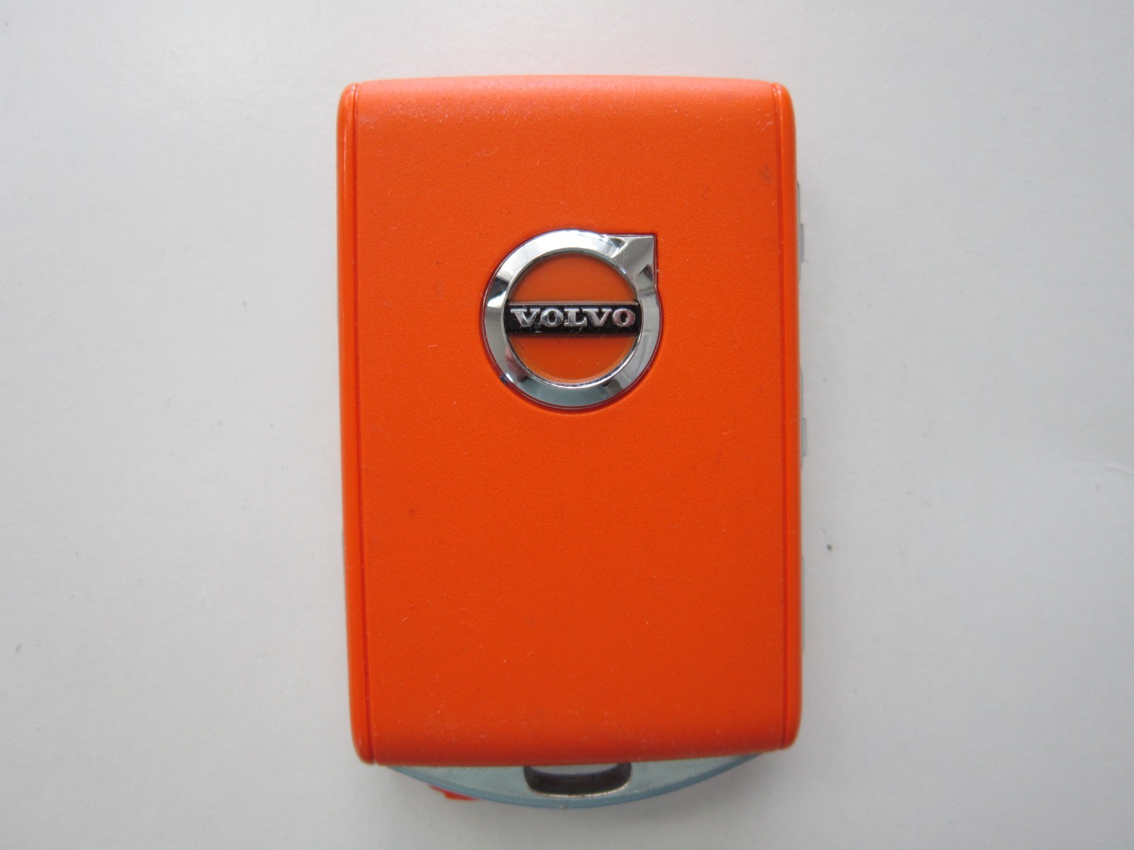USED OEM VOLVO SMART KEY KEYLESS REMOTE FOB ALARM YGOHUF8423MS