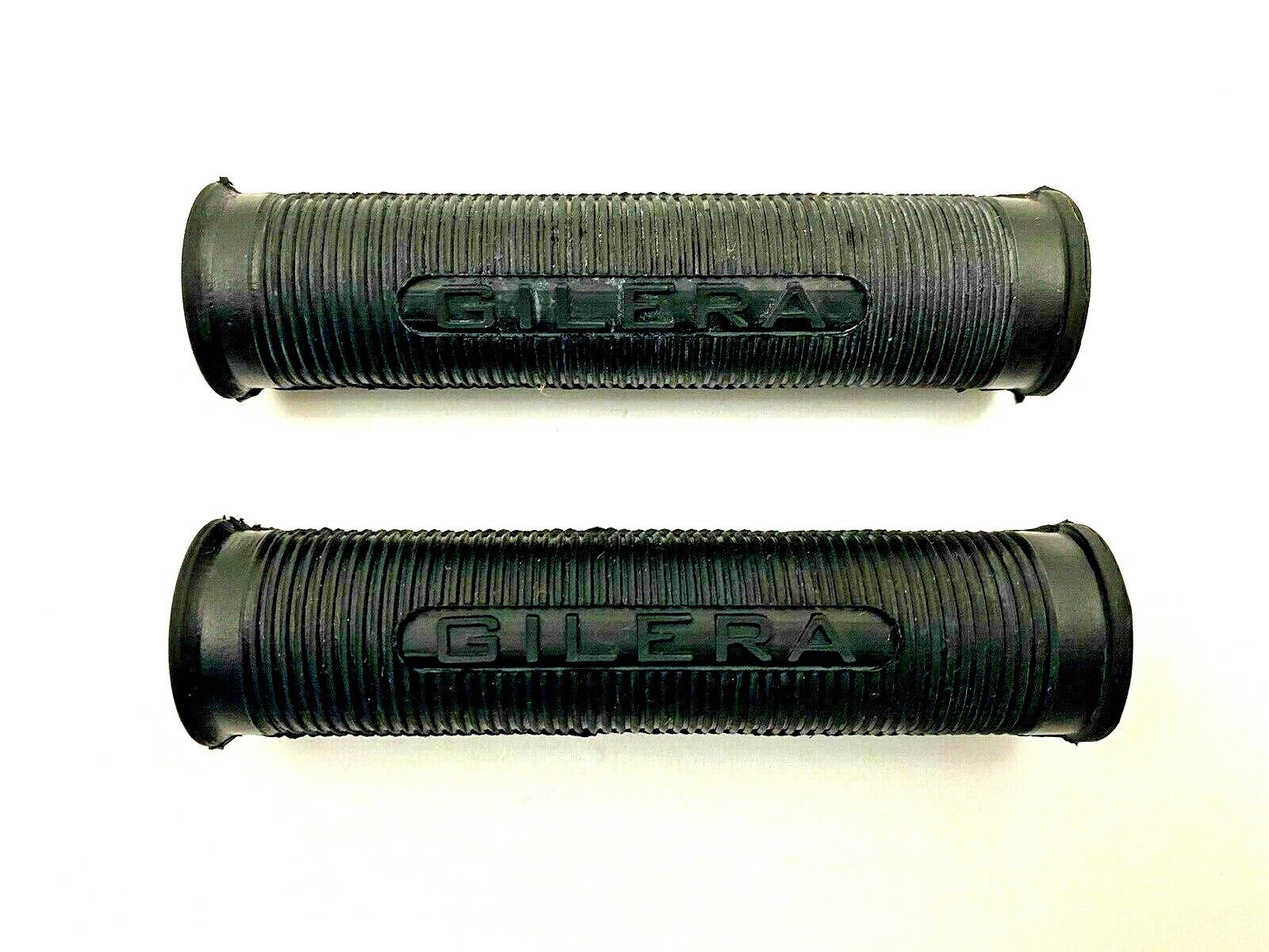 VINTAGE GILERA 125 150 175 MOTORCYCLE HAND GRIP SET BLACK #413 VINTAGE GILERA 125 150 175 MOTORCYCLE HAND GRIP SET BLACK #413
