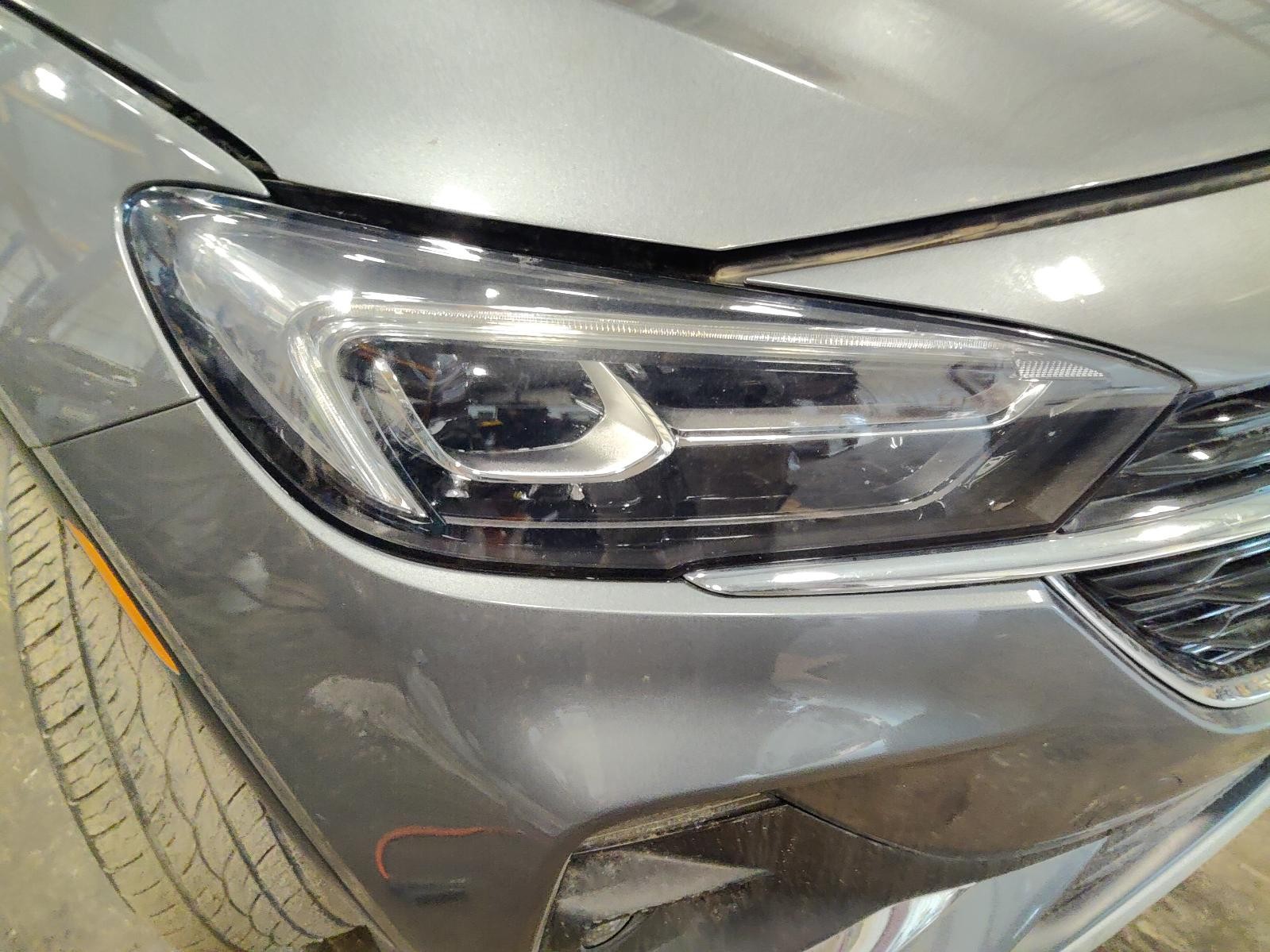 Used Right Headlight Assembly fits: 2021 Buick Encore gx LED opt T4L Right