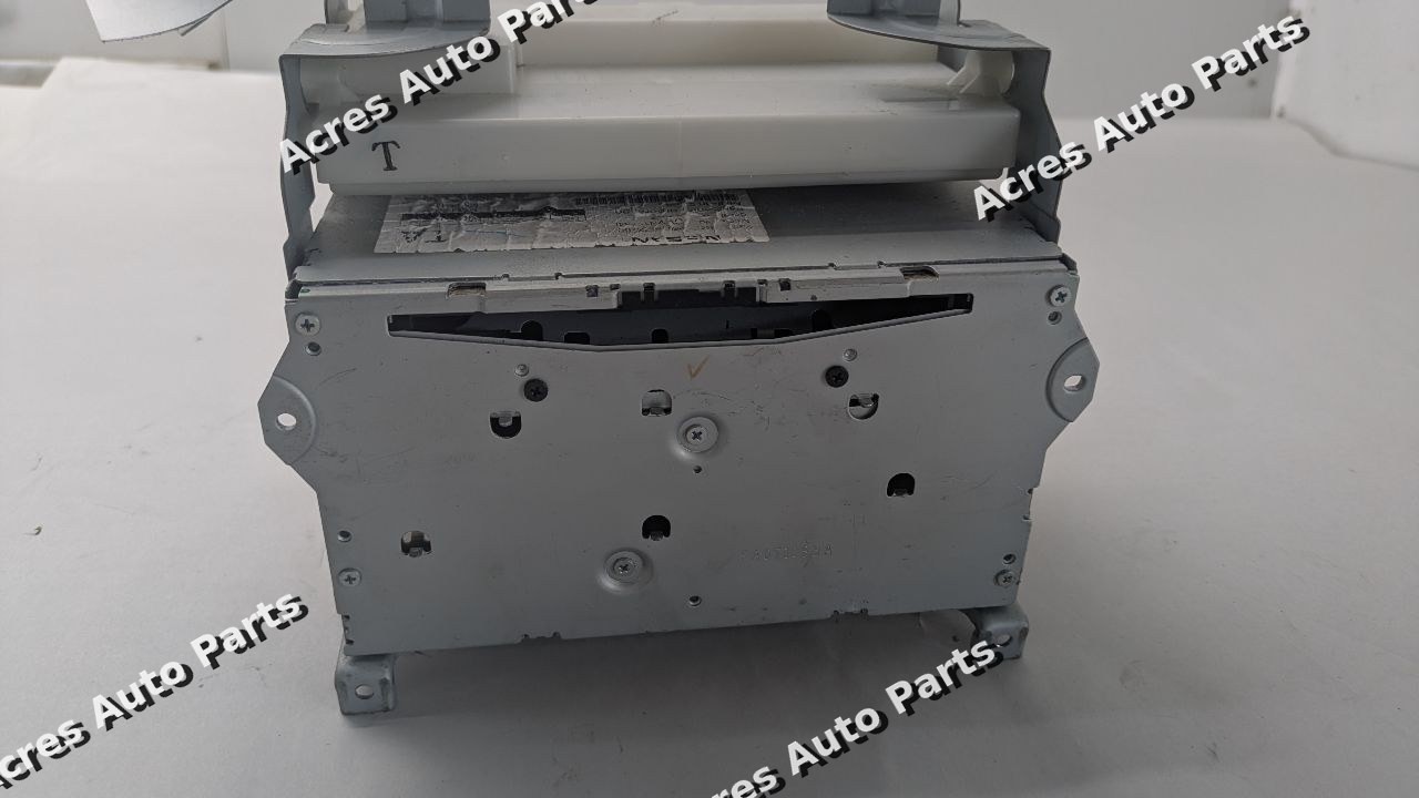 2013 INFINITI G37 Radio Audio - Fits 2012-2017 - 486982 2013 INFINITI G37 Radio Audio - Fits 2012-2017 - 486982