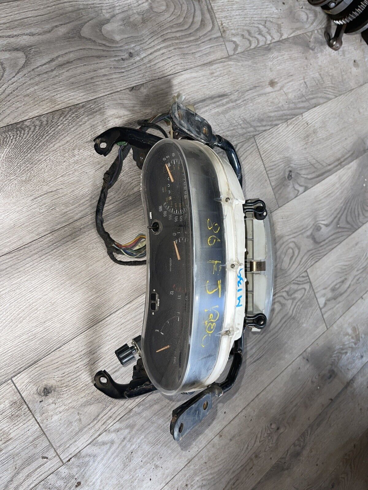 86 Yamaha FJ 1200 FJ1200 speedometer tachometer Headlight Front Stay Bracket