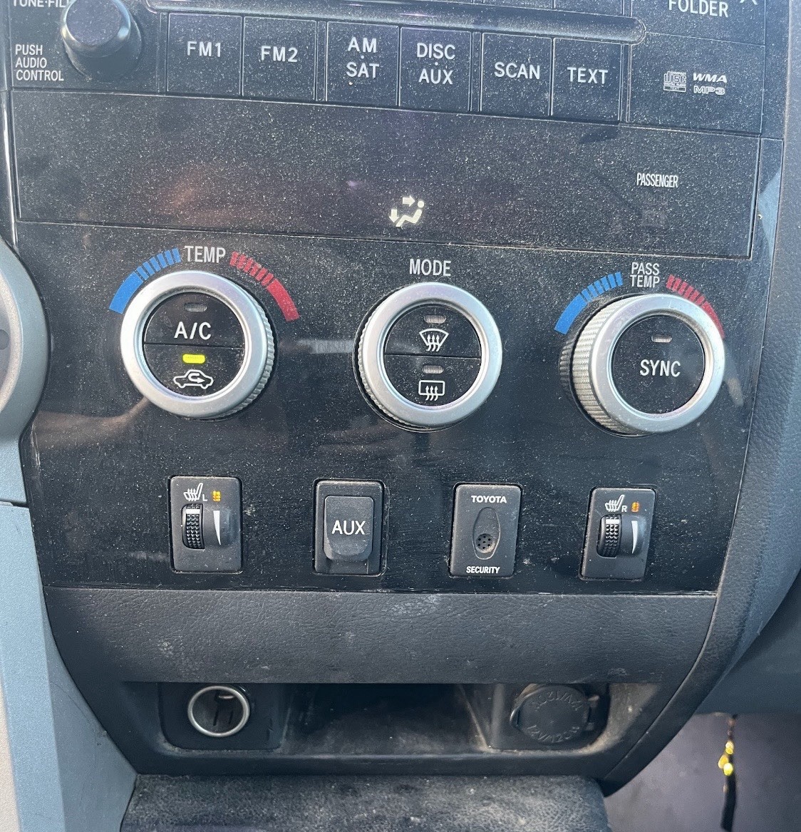 2007-2010 Toyota Tundra Climate Control Temperature Control Module 84010-0C890