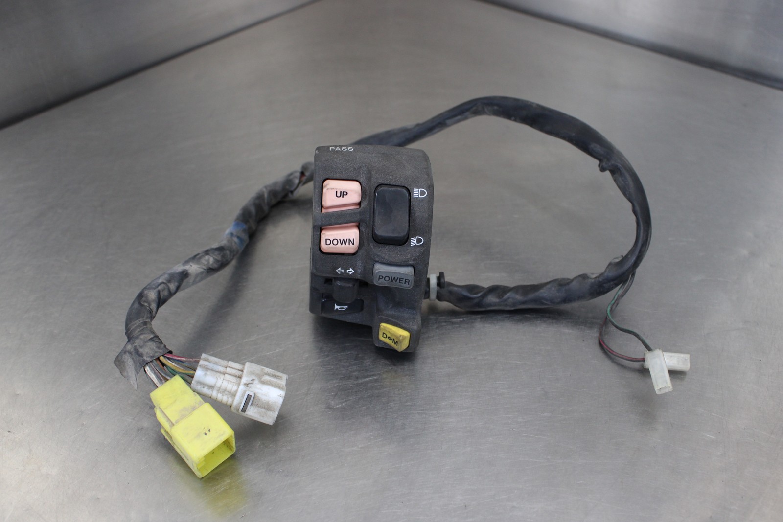 03-12 SUZUKI BURGMAN 650 AN650 LEFT CLIP ON HANDLE HORN SIGNALS SWITCH SWITCHES