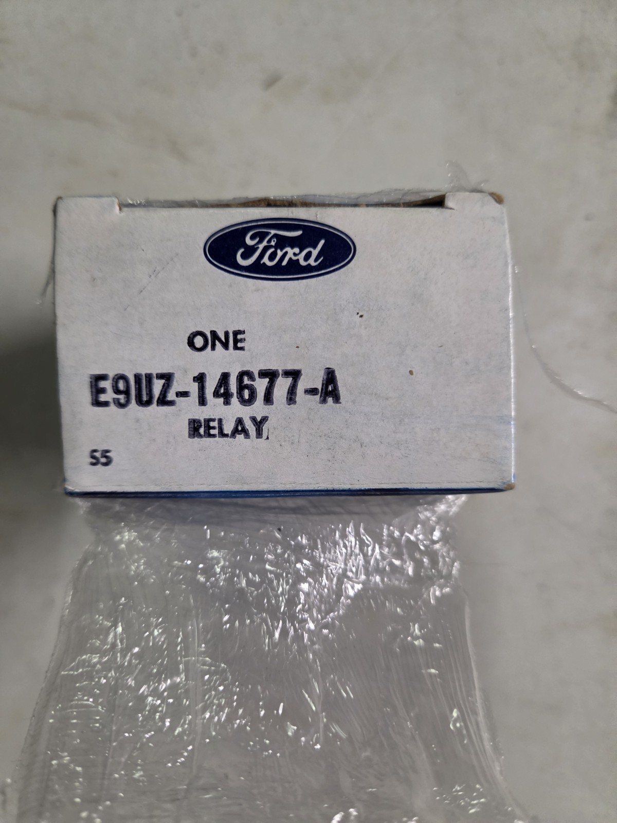 NOS Ford E9UZ-14677-A Accessory Safety Relay 